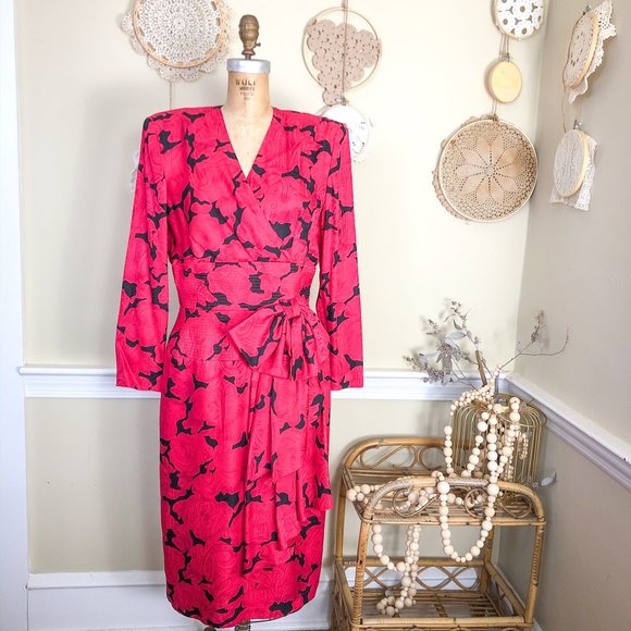 Vintage Dresses & Skirts - Vintage 80s Silk Floral Rose Paisley Print Dress